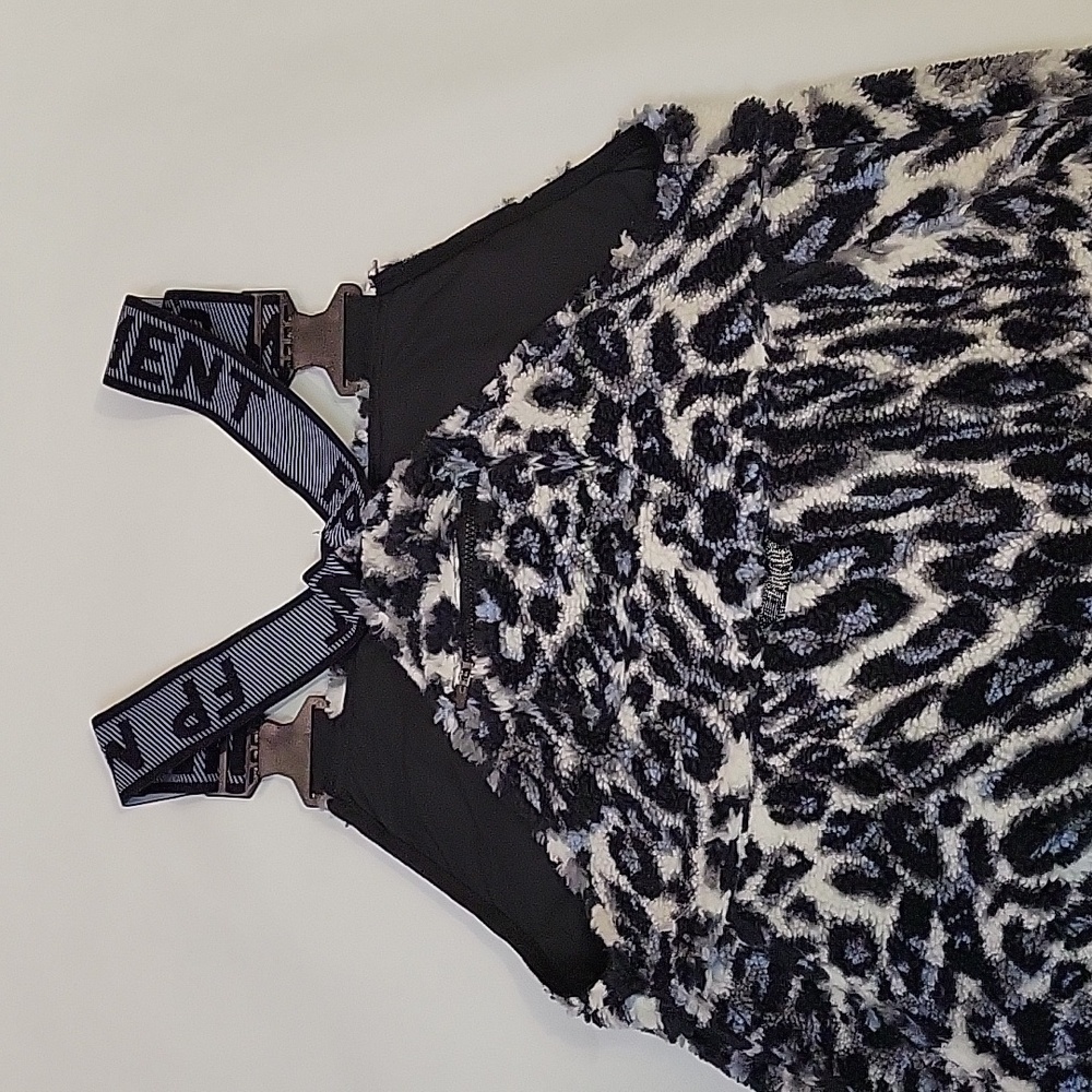 New FP Movement Hit The Slopes Printed Salopette Fleece Overalls One Piece Small - Picture 14 of 17